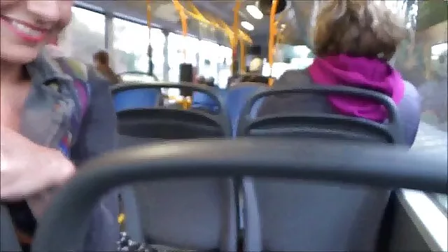 Hete porno Geen registratie  Blond wordt geneukt in de anale seks films achtertuin