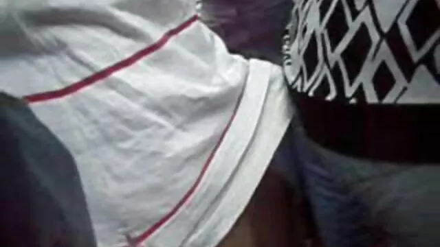 Hete porno Geen registratie  De blonde vlaamse seksfilm zuigende hahala Oude man in het zwembad