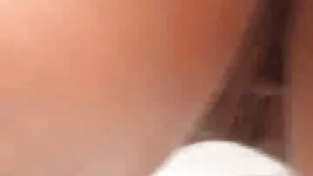 Hete porno Geen registratie  Mandy seksfilm homo toont Kont grootte
