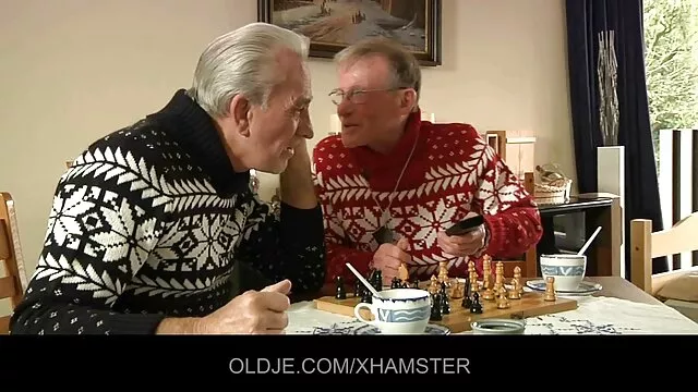 Beste porno Geen registratie  Macho whiping atleten in golf in vagina strelen tong in simulator gratis lange seksfilm