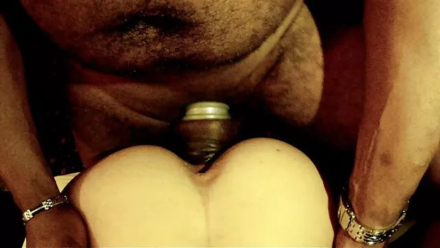 Hete porno Geen registratie  Twee hollandse seks films vrienden neuken tegelijkertijd in kont en poesje Brittany Bardot in zwarte kousen