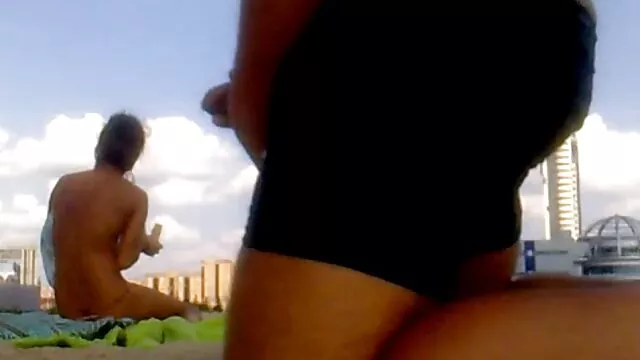 Hete porno Geen registratie  Huisvrouw baden en masturberen mooie seksfilm harige kutjes